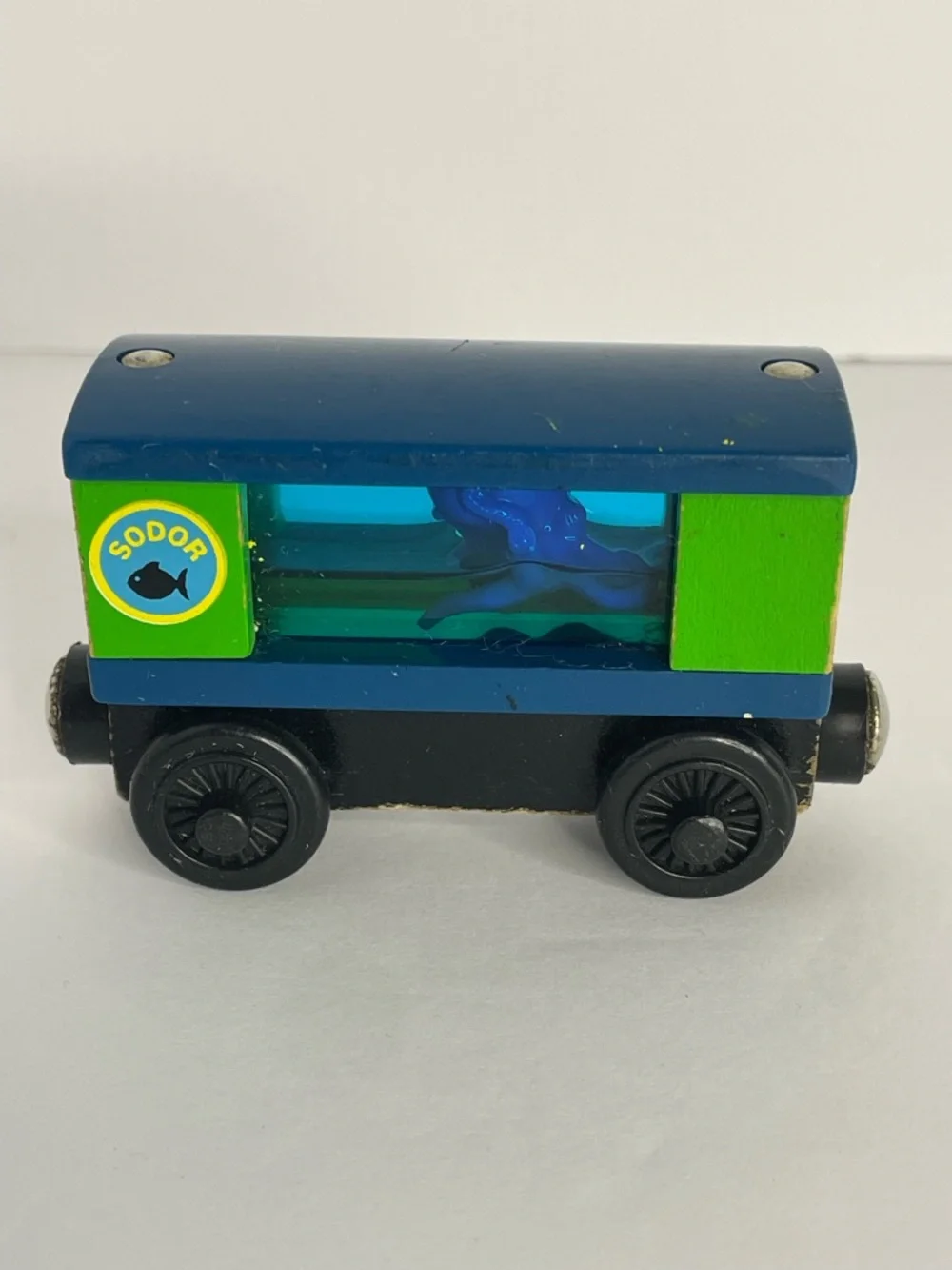 2002 Thomas and Friends Wood Aquarium Shark and Octopus Cars Magnetic - Picture 2 of 11